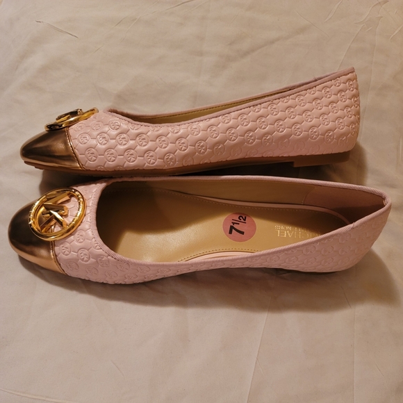 MICHAEL KORS Ballet Flats Pink With Gold Logo & Toe Caps Size 7.5 - Picture 6 of 13
